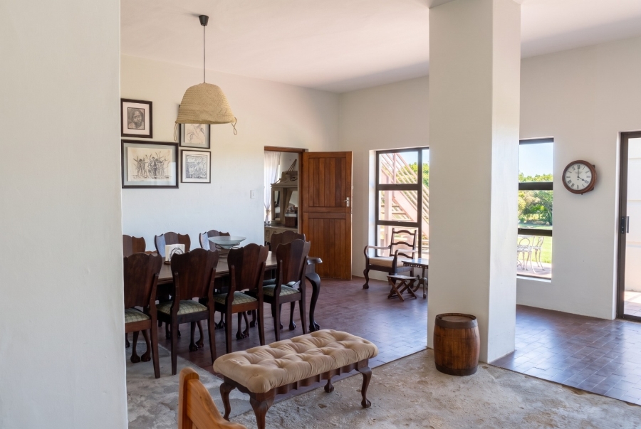 4 Bedroom Property for Sale in Struisbaai Western Cape